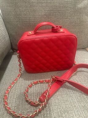 Forever 21 red vanity bag